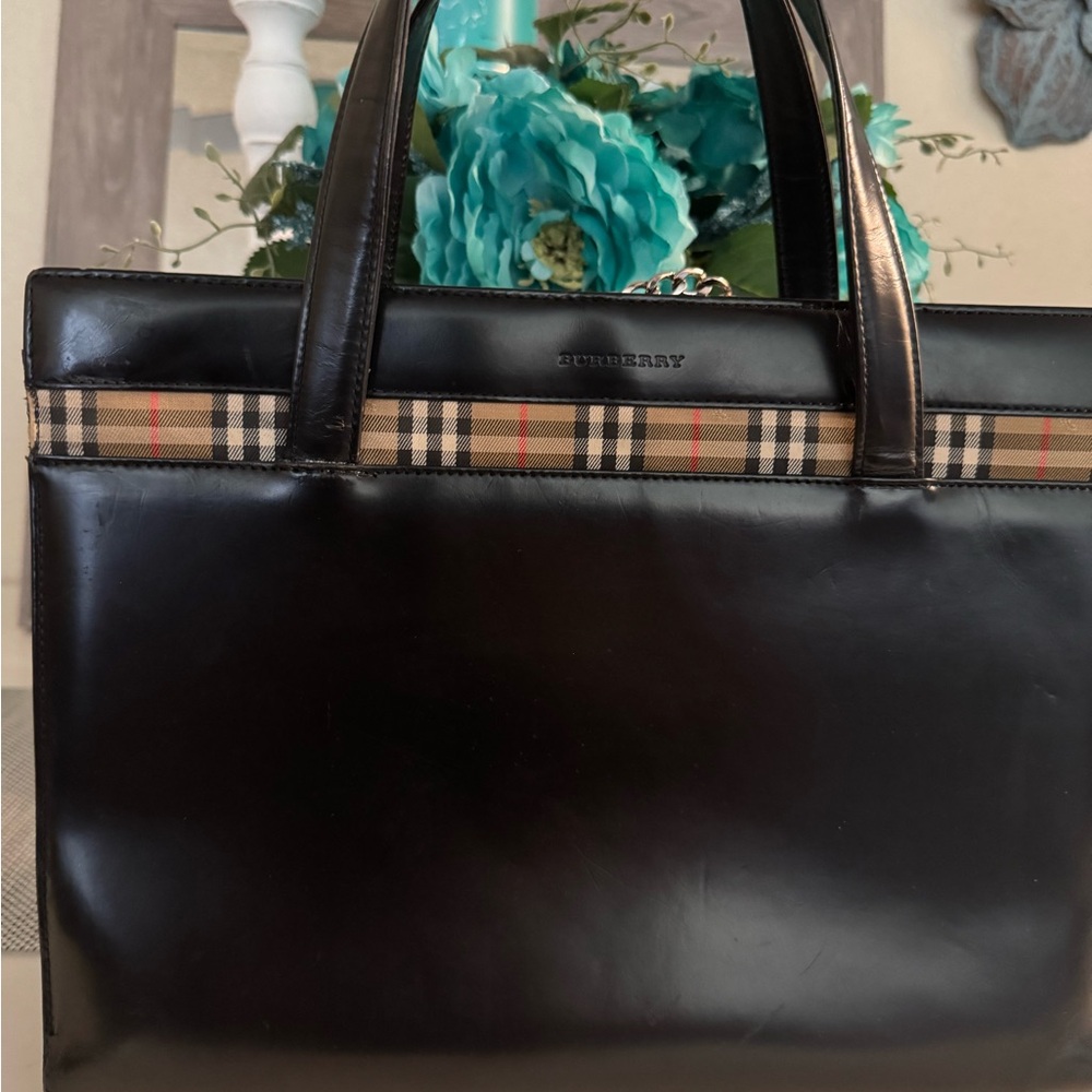 Burberry Black Leather Tote with Beige Checkered Trim